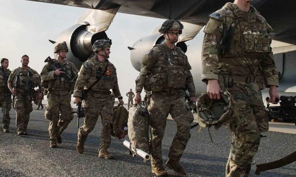 Δέκα Αμερικανοί αλεξιπτωτιστές τραυματίστηκαν στην Εσθονία κατά τη διάρκεια ασκήσεων